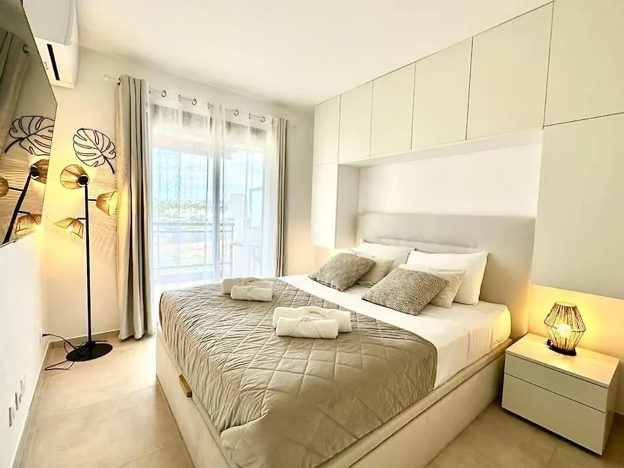 Apartmán Charmant 2P Avec Piscine Et Parking - Antibes