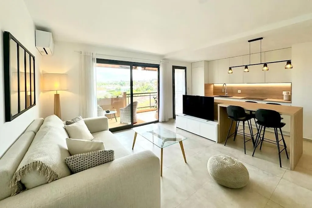 Charmant 2P Avec Piscine Et Parking - Antibes